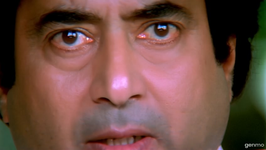 malayalam actor mohenlal is talking a malayalam dilouge