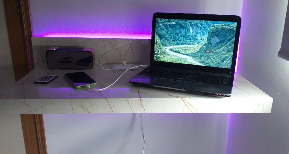 personal computer, computer, output device, purple, gadget, television set, computer monitor accessory, violet, magenta, flat panel display