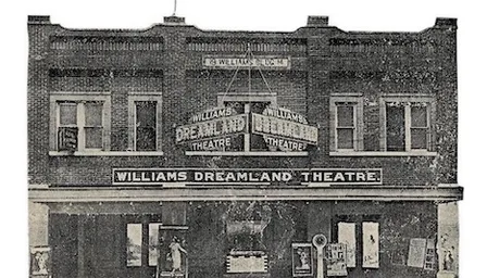 a black and white photo of a building