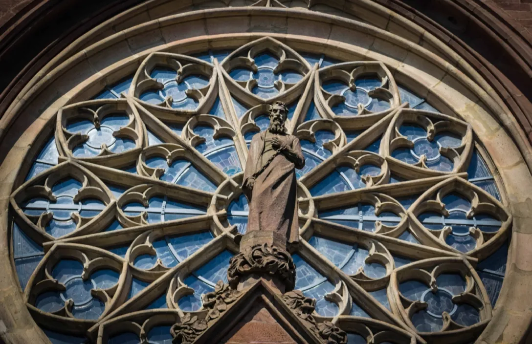 a close up of a large window on a building