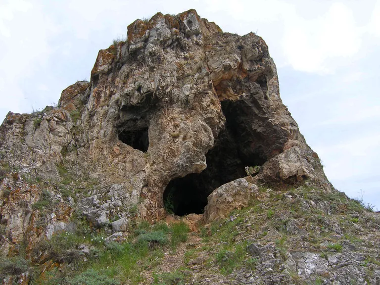 sky, cloud, bedrock, natural landscape, formation, mountain, outcrop, erosion, landscape, rock, three cave 