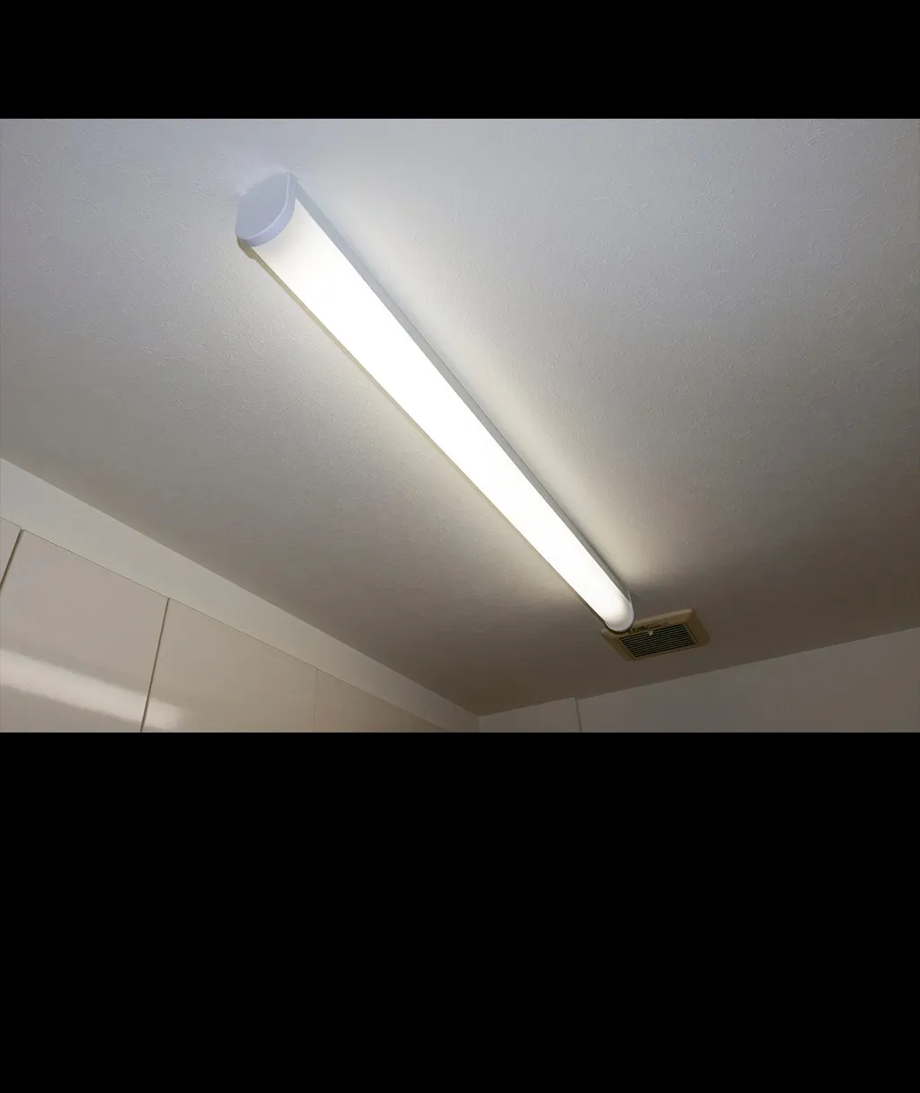 a light that is on a ceiling in a room